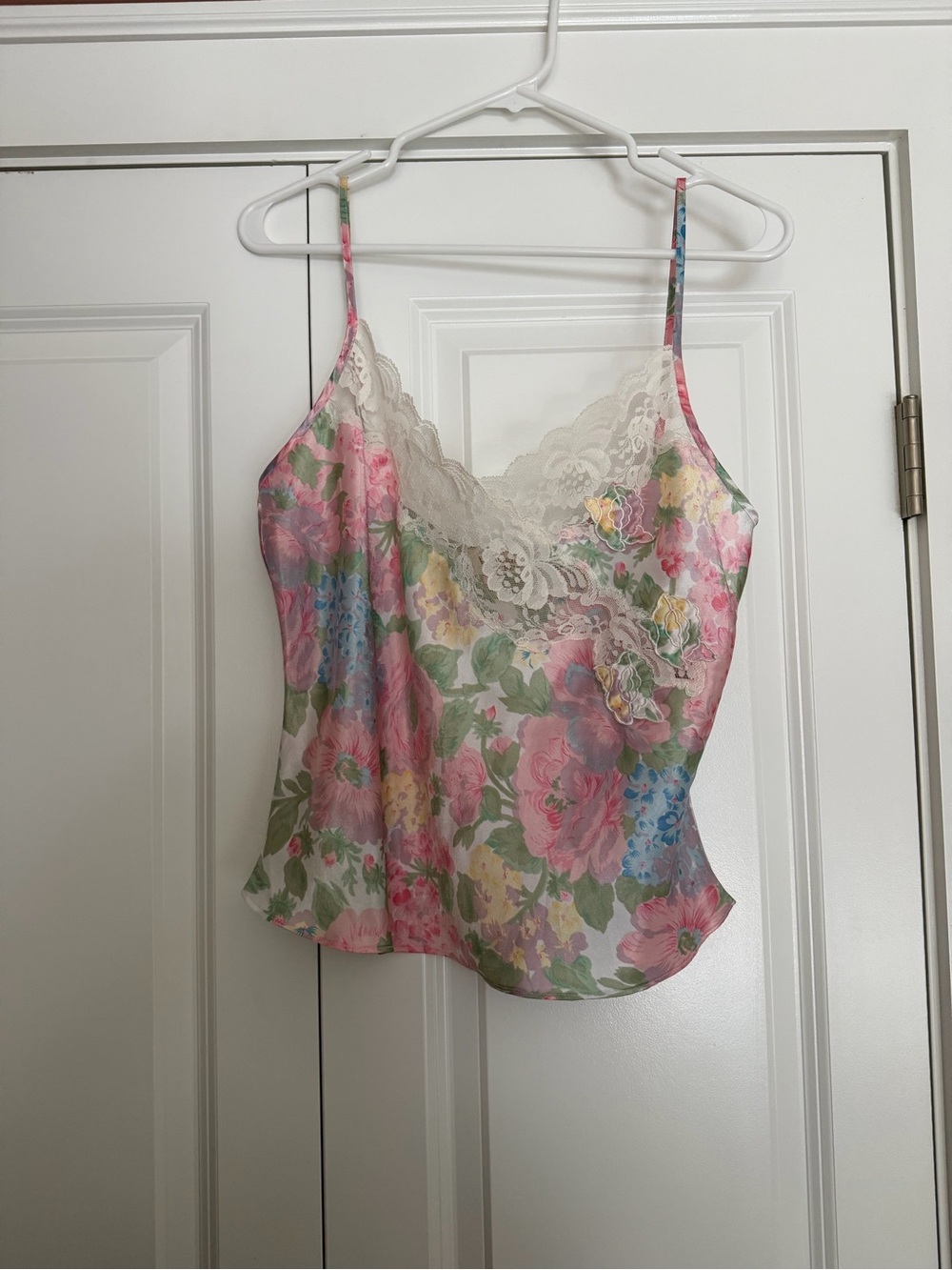 1991 Vintage Victoria’s Secret Lace Trim Cami Top - Pink Multi